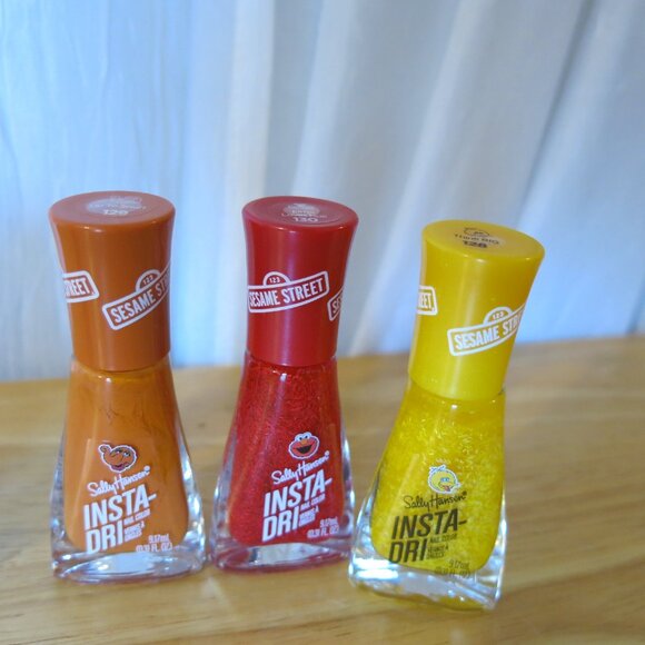 Sally Hansen Insta-Dri Sesame Street Set of 6 New Nail Polish - Picture 3 of 5